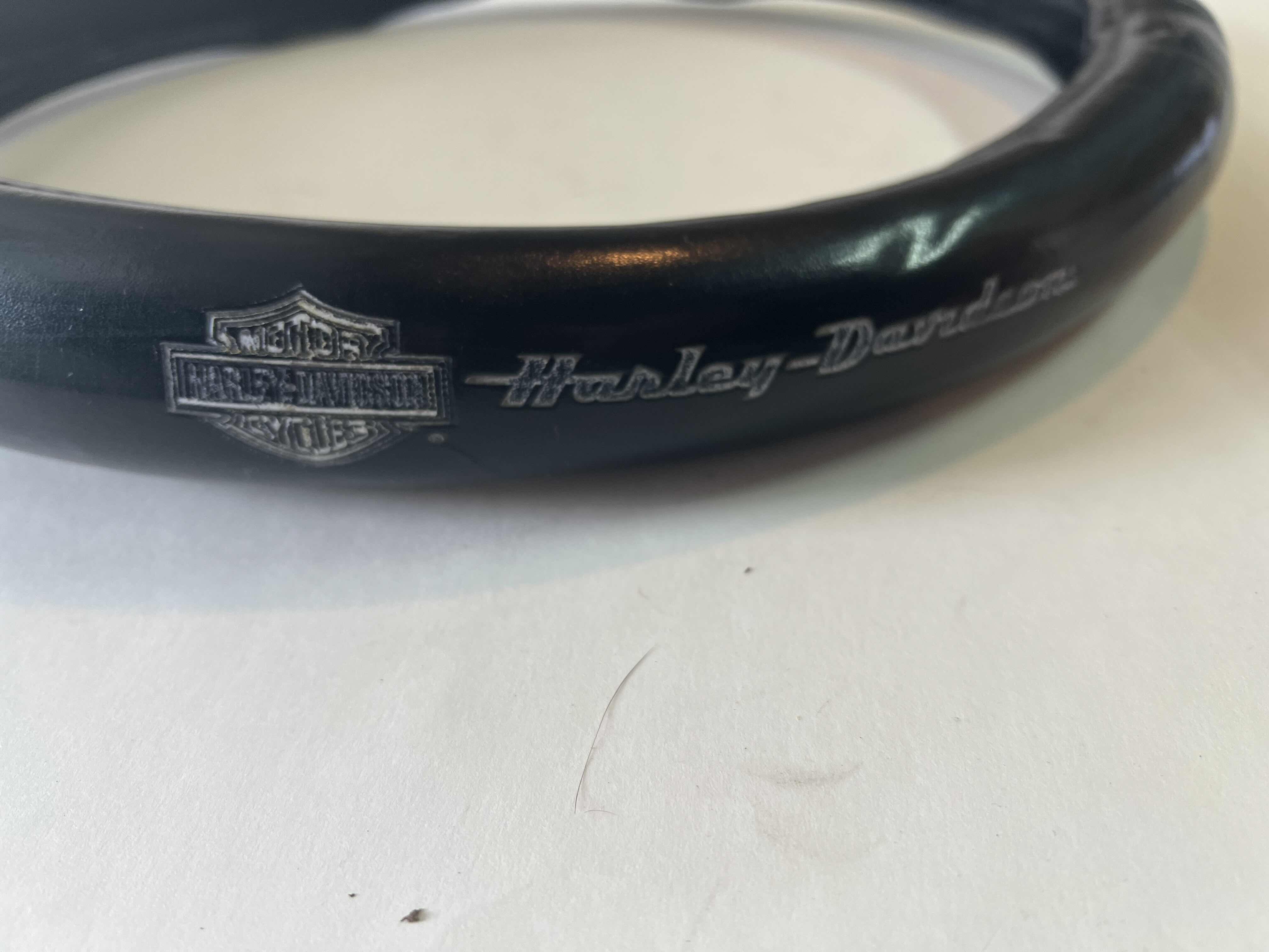 Photo 1 of HARLEY DAVIDSON BRAND STEERING WHEEL COVER