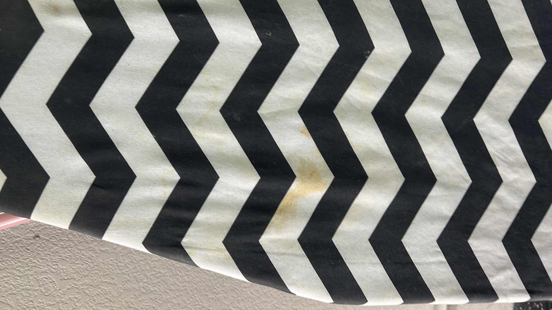 Photo 1 of Ironing board