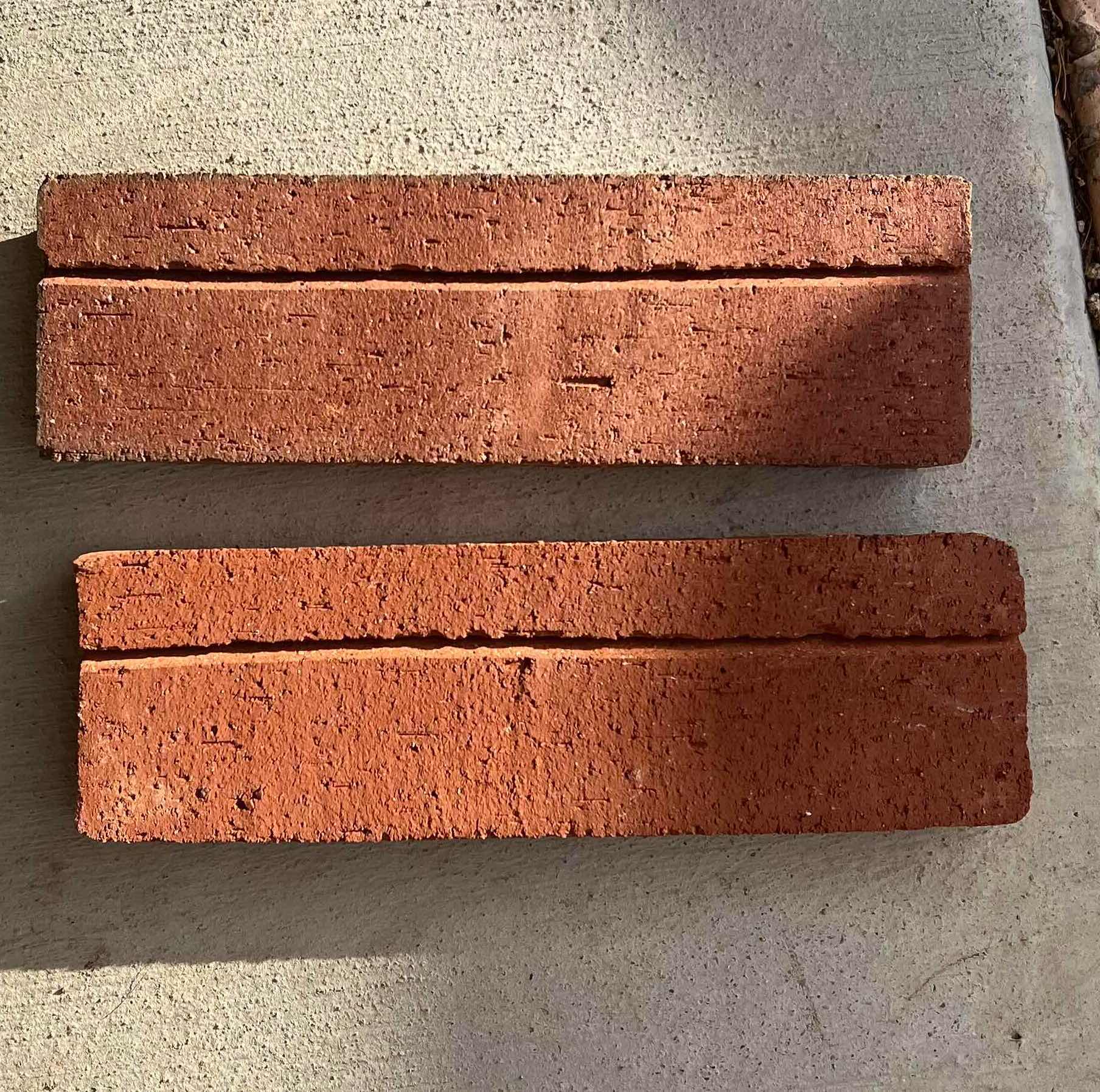 Photo 1 of BOX OF MCNEAR 1” THICK FACADE BRICKS. BOX OF 50.