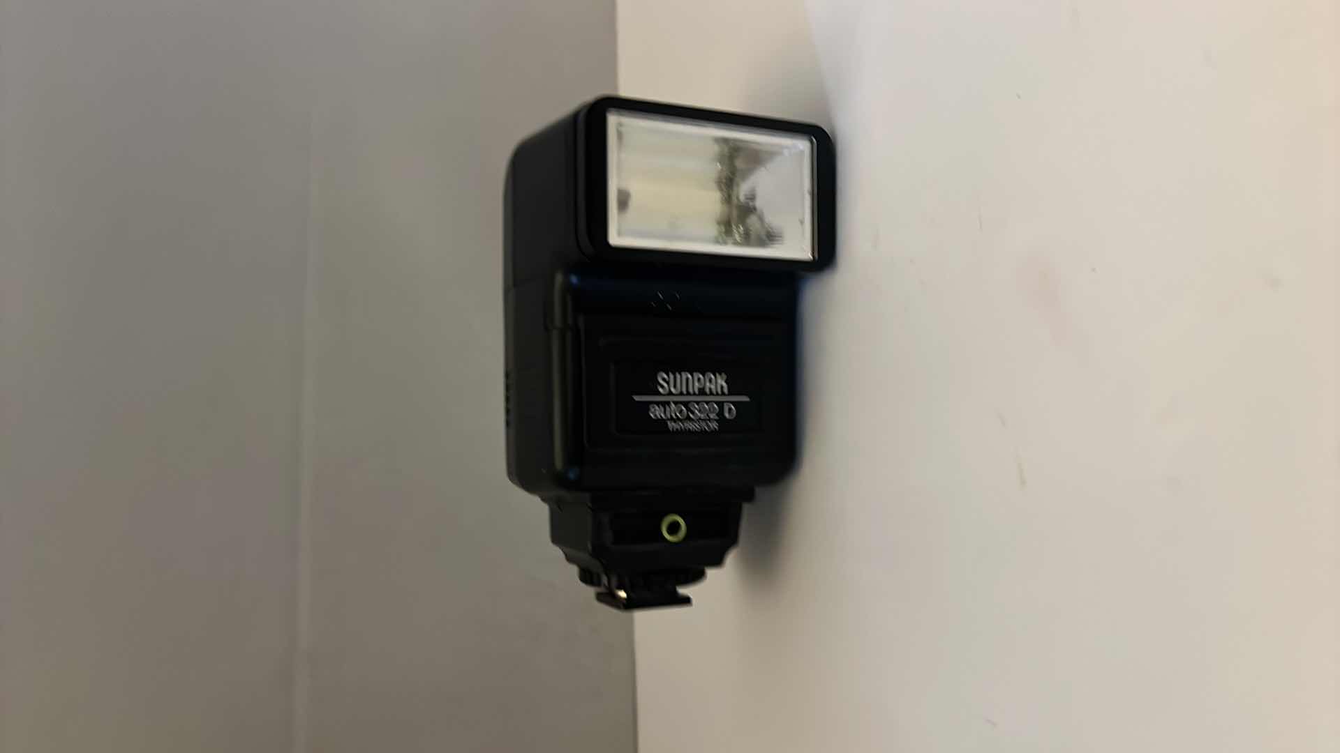 Photo 1 of PRO MASTER 5200 SUNPAK FLASH