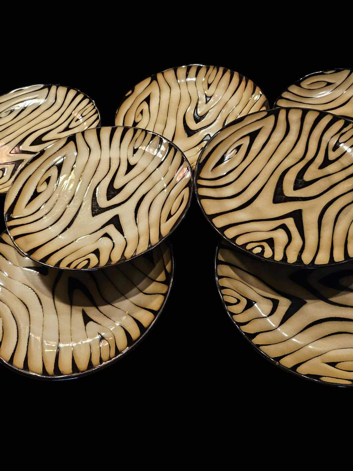 Photo 1 of KITCHEN-ANIMAL PRINT PLATES-SET OF 8