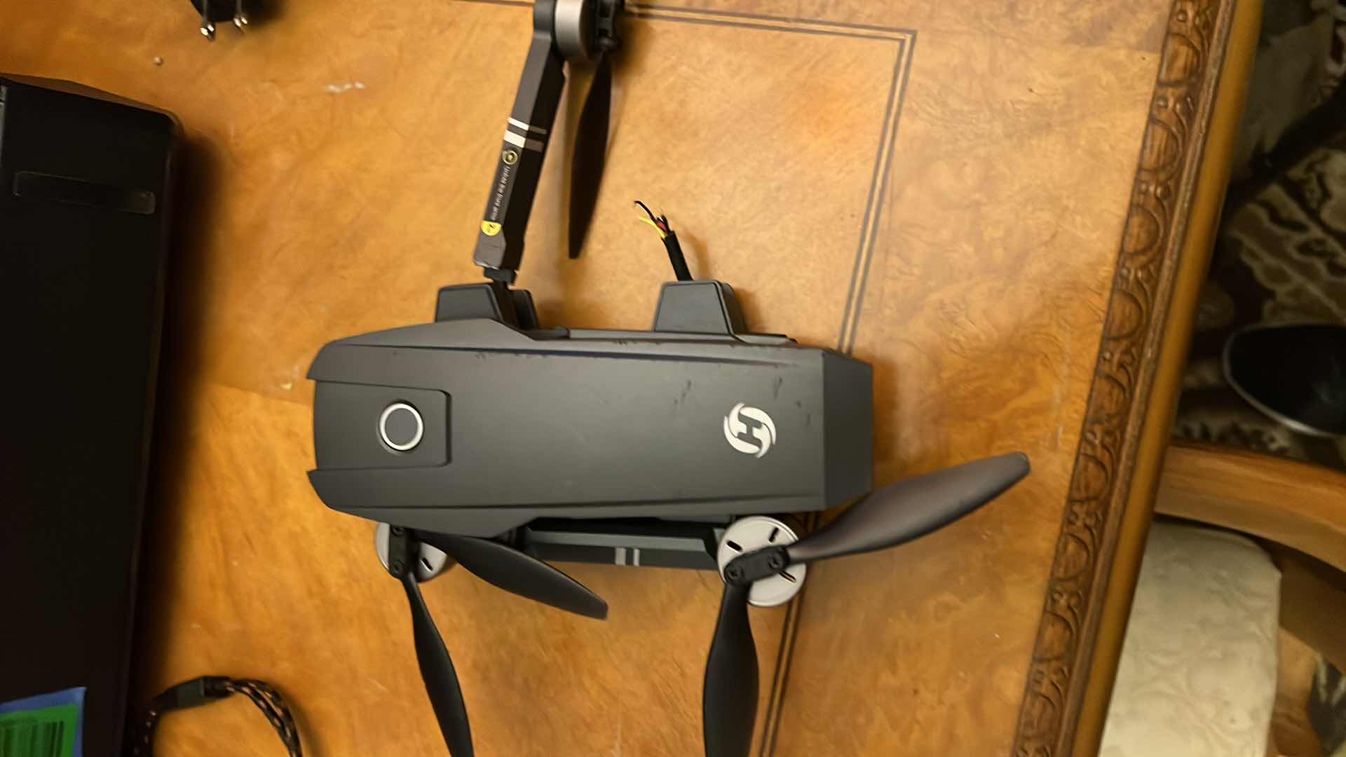 Photo 1 of HELICOPTOR DRONE-ONE PROPELLER IS BROKEN