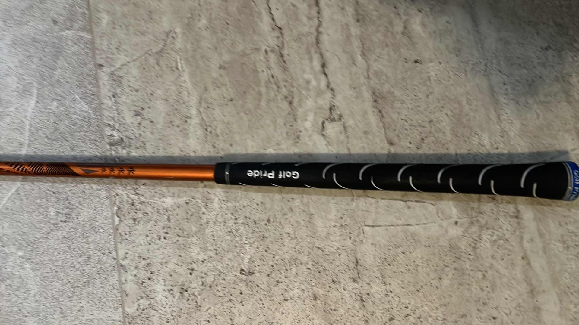 Photo 3 of TITLEIST TS2 915 D3 DRIVER. GOLF CLUB.