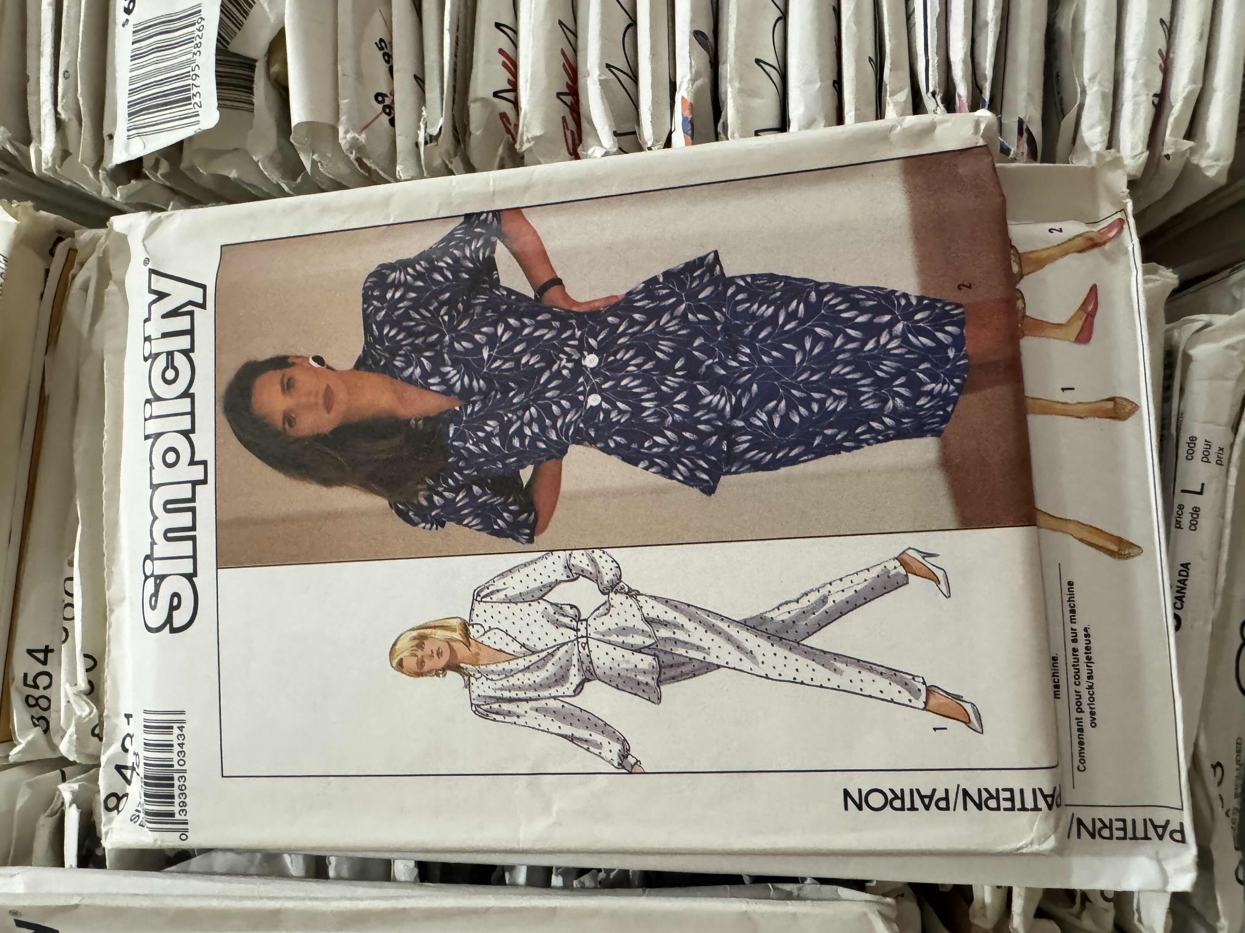 Photo 1 of TOTE OF PATTERNS