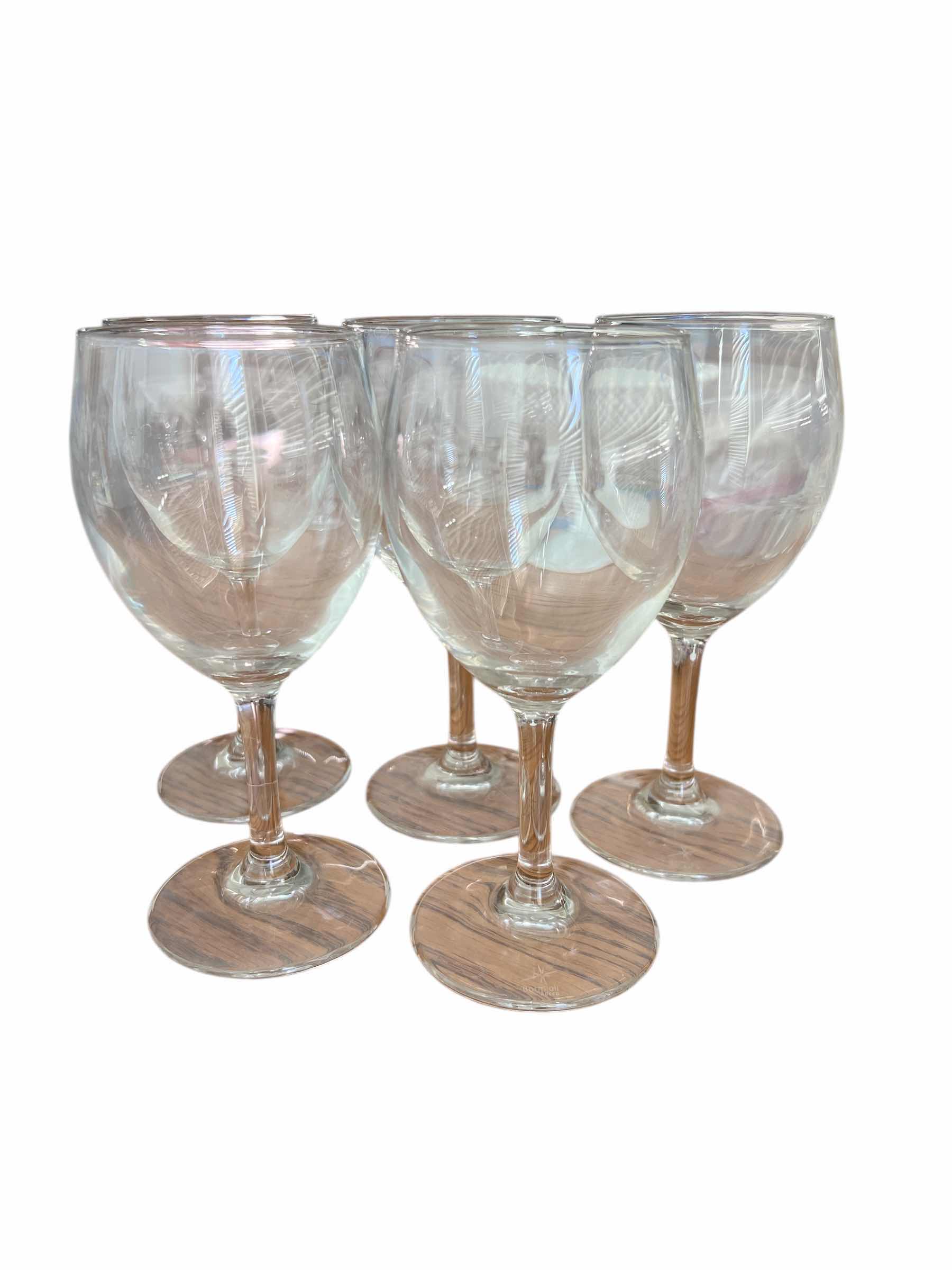 Photo 1 of 5 - WINE GLASSES