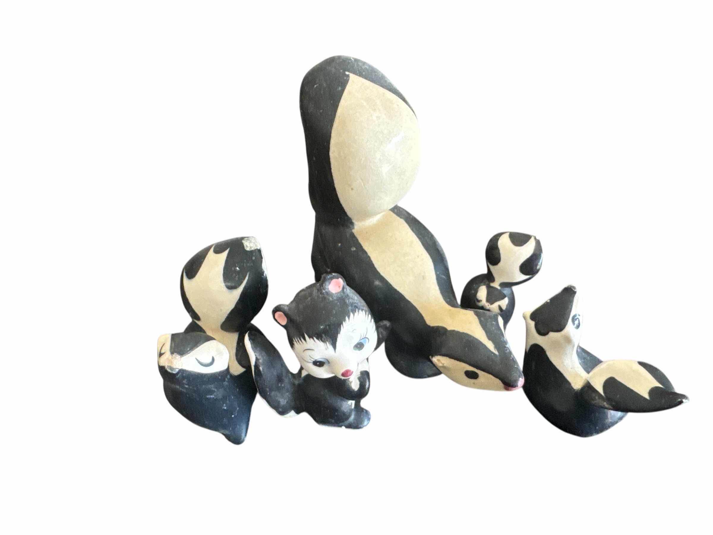 Photo 1 of 5 Vintage  FIGURINES