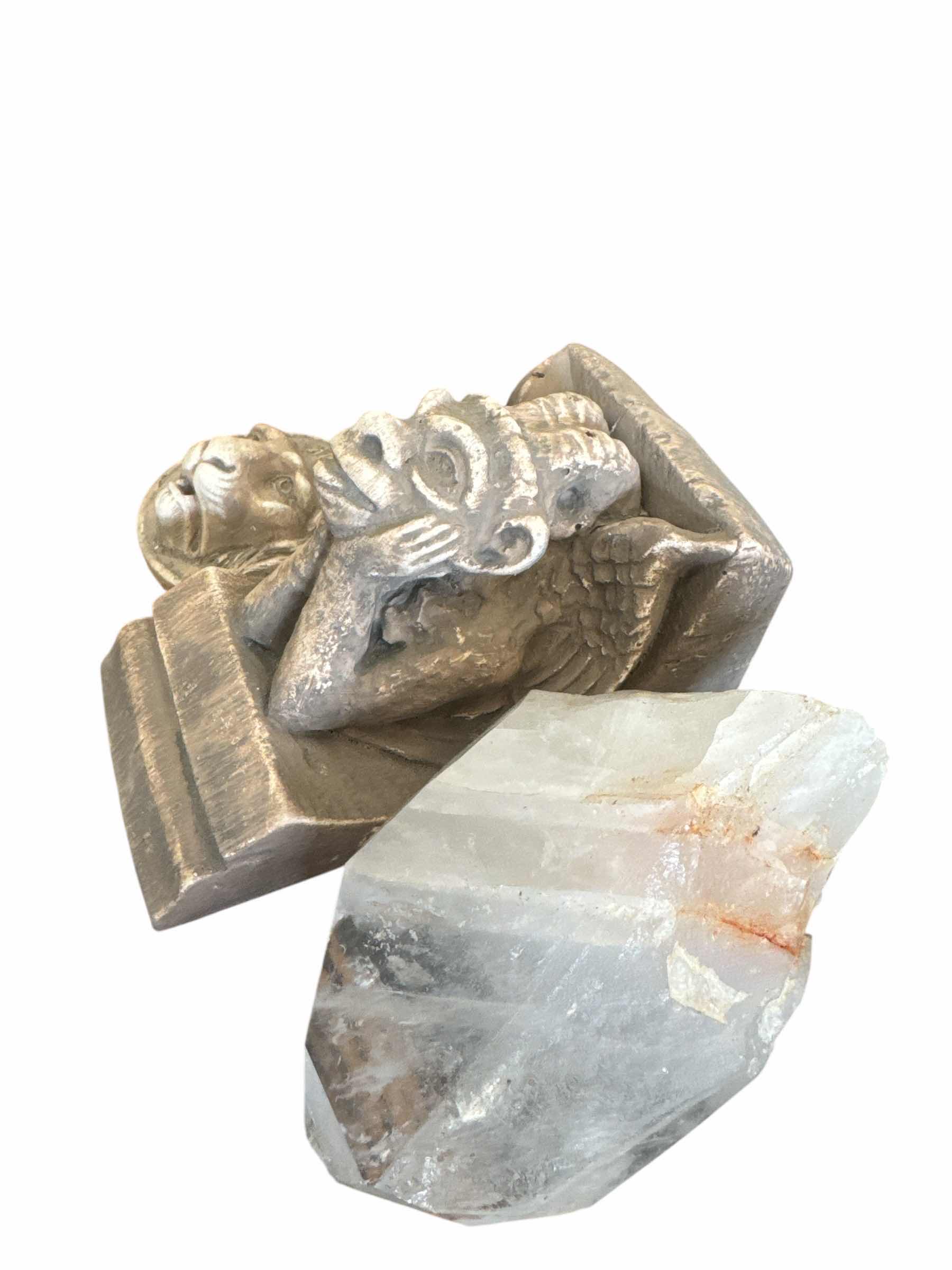 Photo 1 of 3 DECOR ITEMS