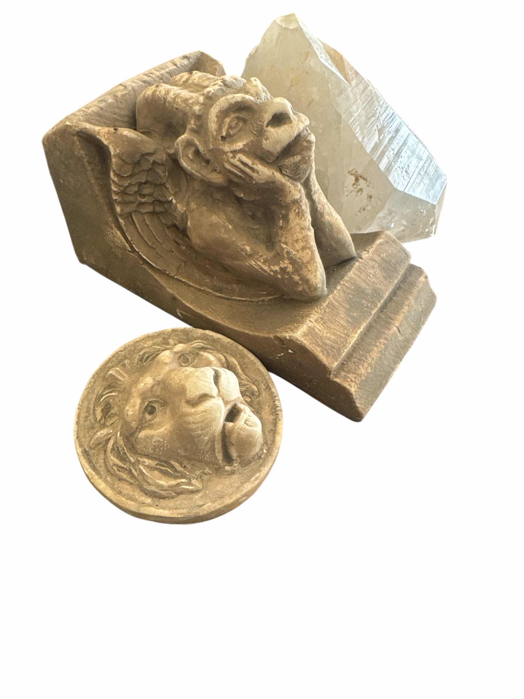 Photo 1 of 3 DECOR ITEMS