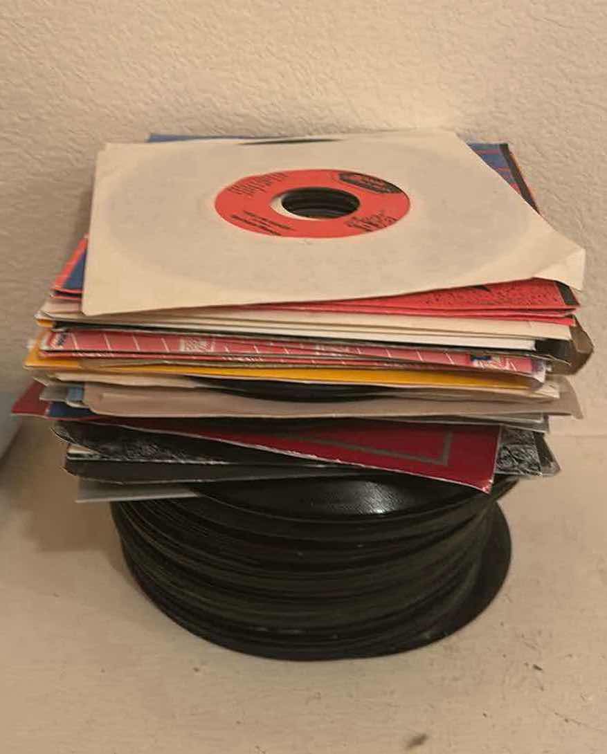 Photo 1 of ASSORTED 45’s