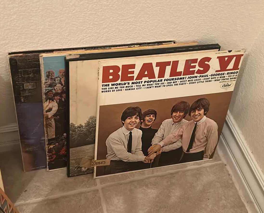 Photo 1 of ASSORTED VINYL ALBUMS