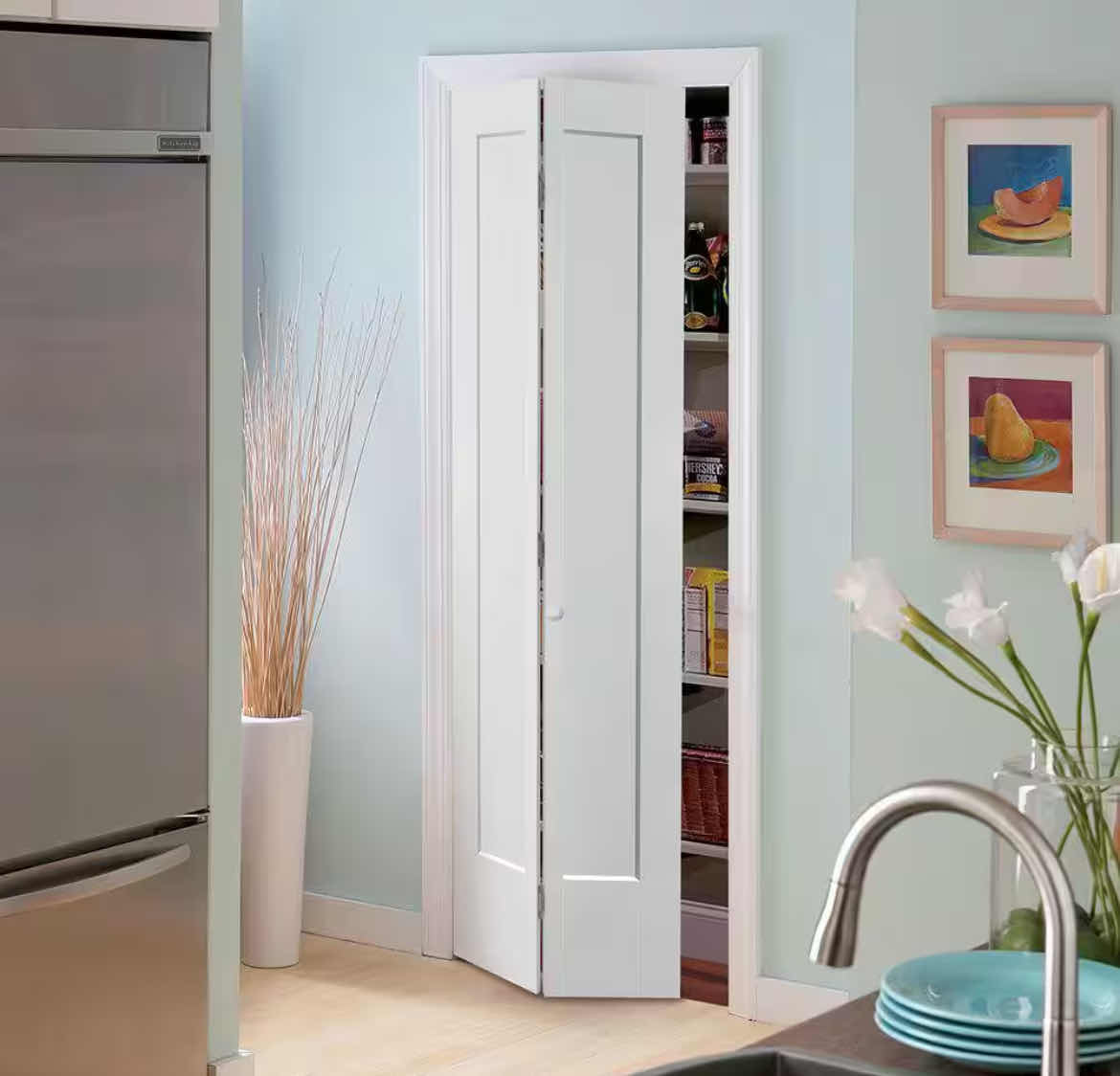 Photo 1 of NEW MASONITE WHITE FINISH LINCOLN PARK HOLLOW CORE INTERIOR BIFOLD DOOR 24” X 80”