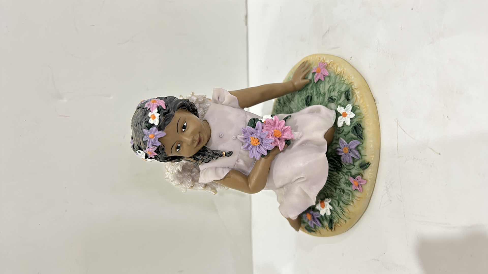 Photo 1 of 1 MUSIC BOX FIGURINE H10” AND 2 SMALL ANGELS