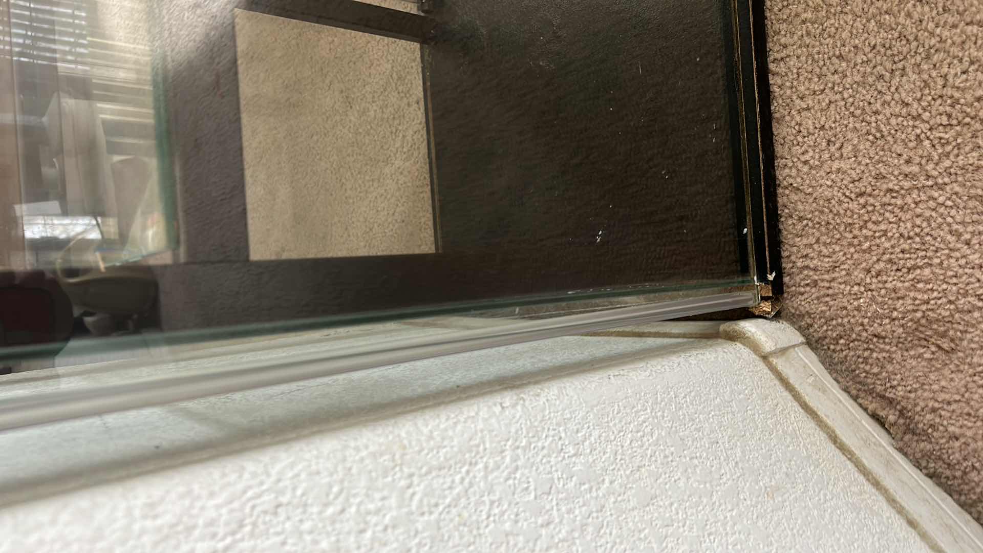 Photo 1 of DISPLAY CABINET W 3 GLASS SHELVES