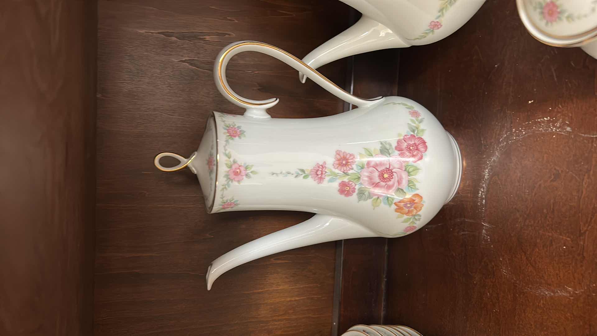 Photo 1 of 25 PIECE BAVARIA PORCELAIN CHINA ASSORTMENT