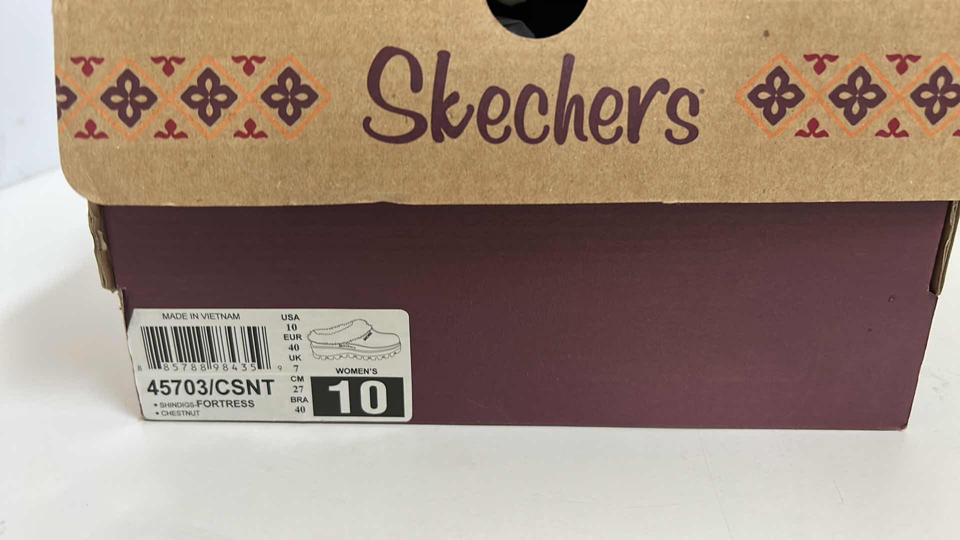 Photo 3 of NEW WOMENS SHOES SIZE 10