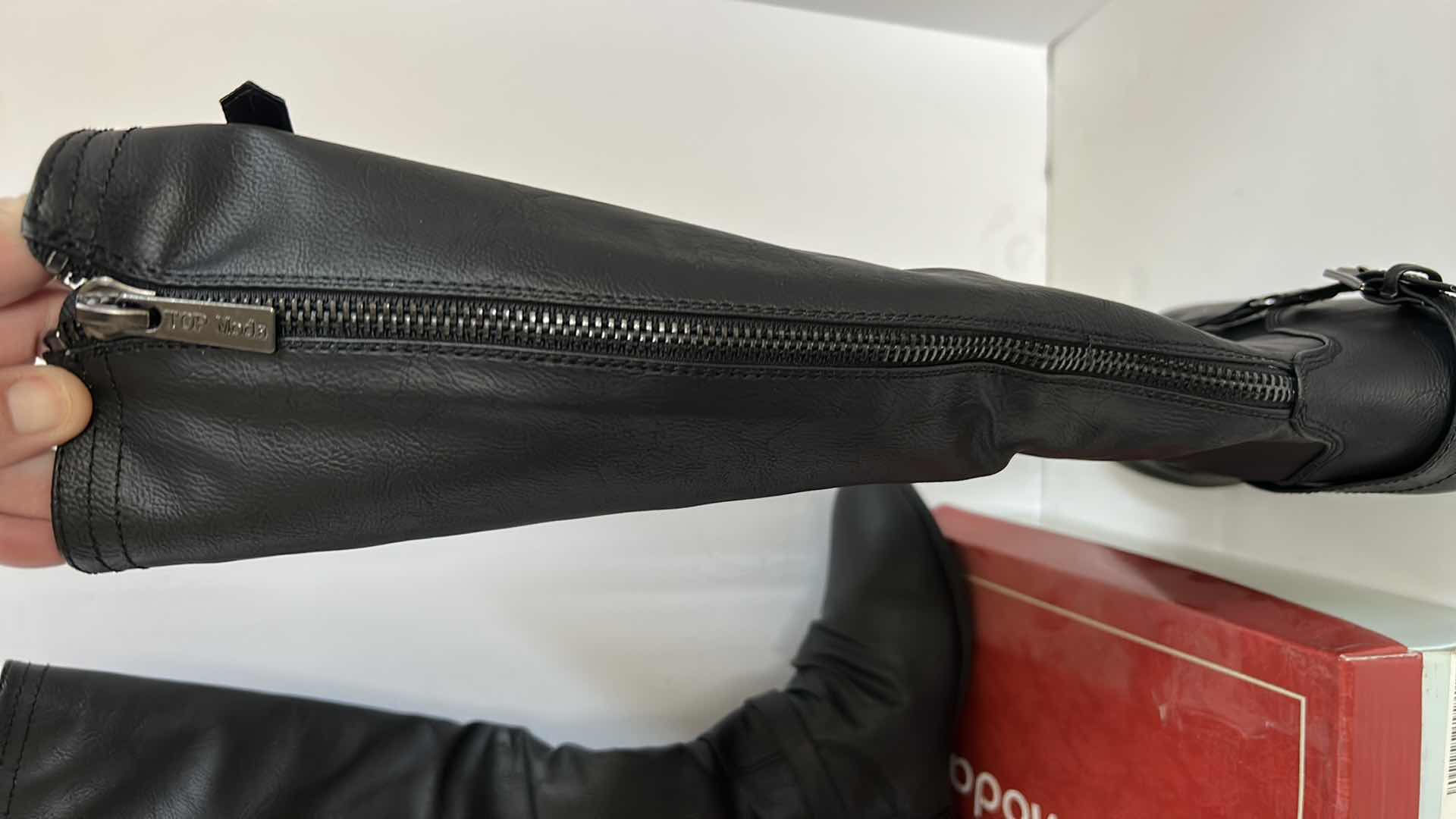 Photo 4 of NEW PAIR OF LADIES BOOTS SIZE 10