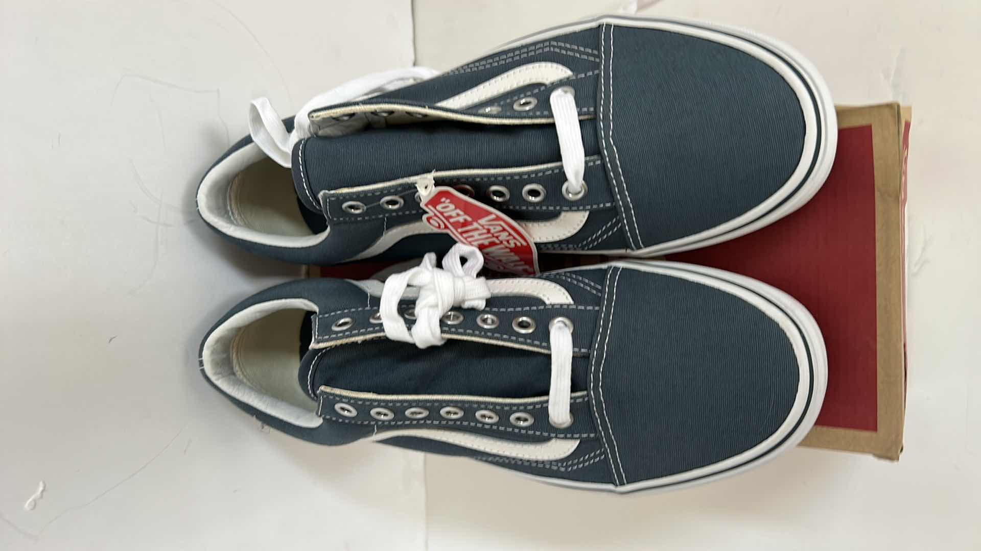 View 2 of VANS OFF THE WALL OLD SKOOL CANVAS SNEAKERS WOMEN SIZE 10.5 MEN SIZE 9
