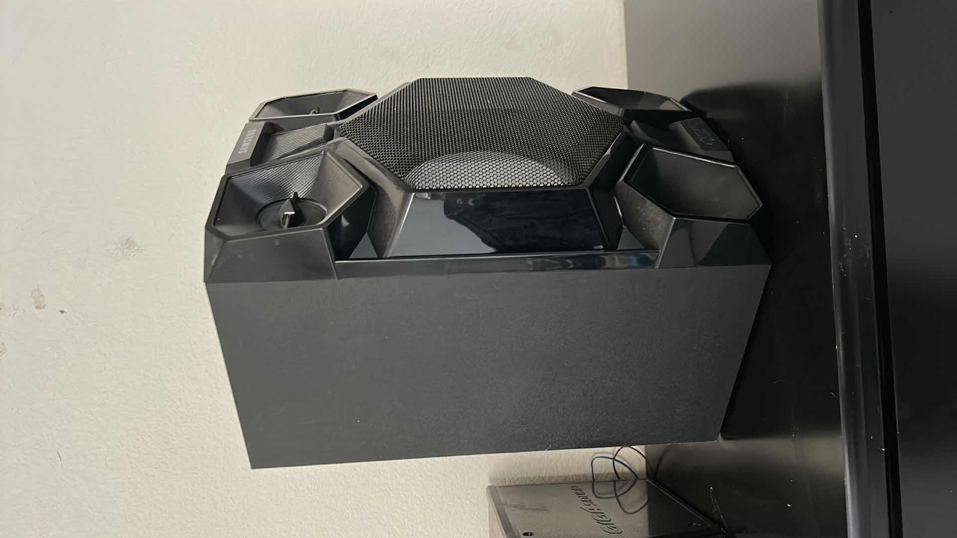 Photo 1 of SAMSUNG GIGA SOUND MINI HIGH FI COMPONENT AUDIO SYSTEM AND TWO SPEAKERS H16.5”