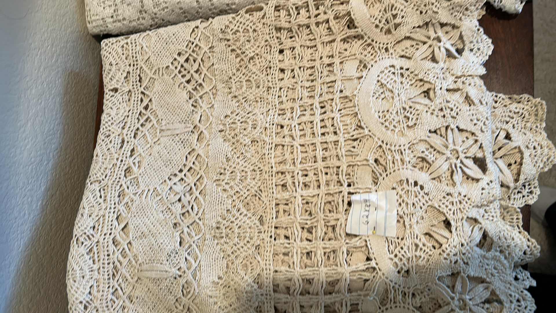 Photo 1 of 5 VINTAGE TABLE CLOTHS