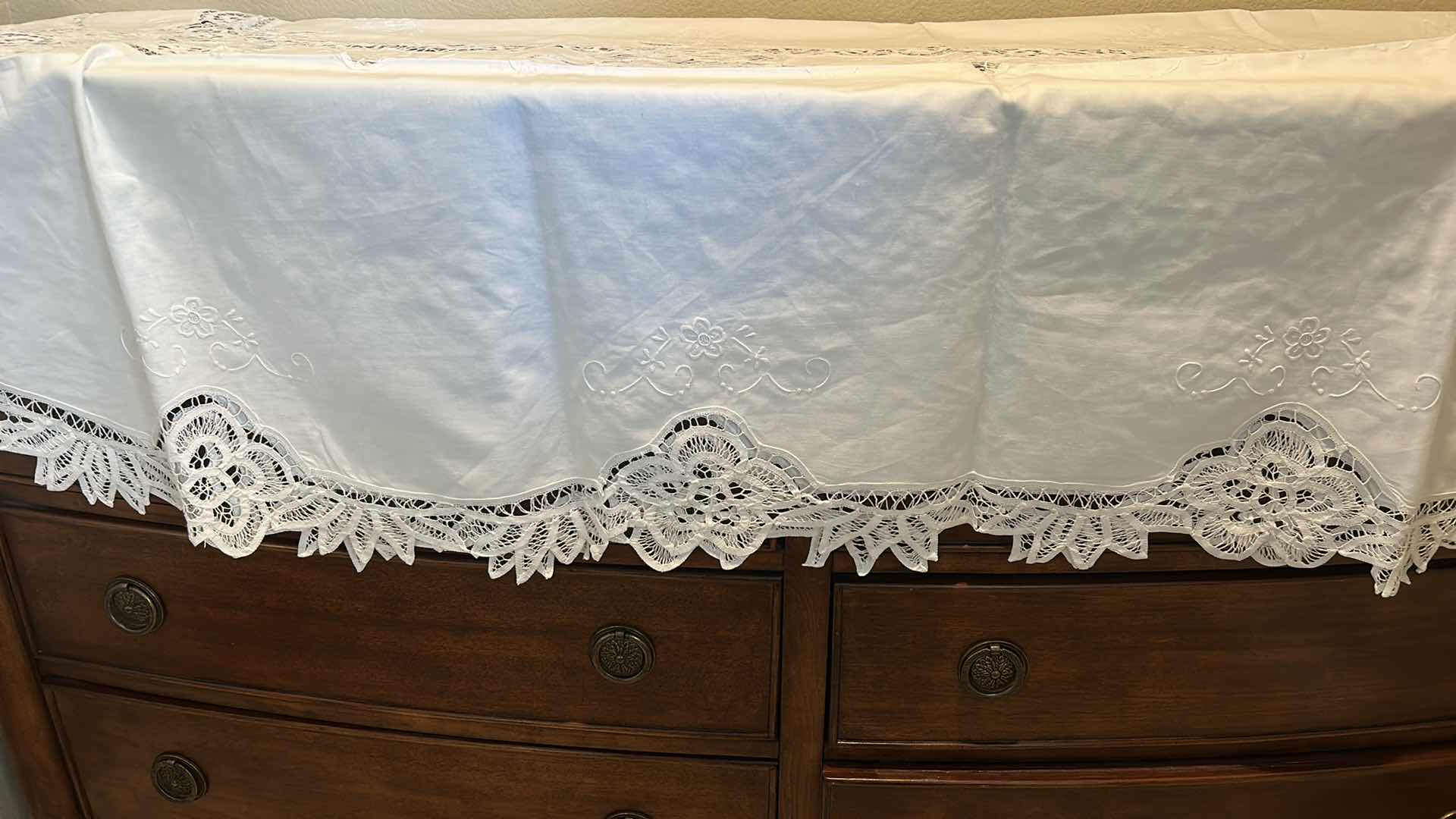 Photo 1 of GORGEOUS EMBROIDERED TABLECLOTH 132” x 102”