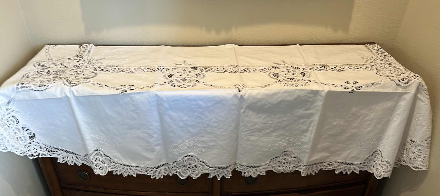 Photo 1 of GORGEOUS EMBROIDERED TABLECLOTH 132” x 102”