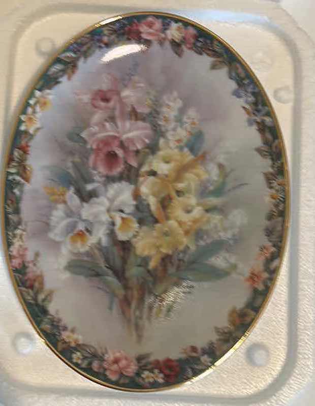 View 1 of AUTHENTIC ORIGINAL LIMITED EDITION “EXQUISITE” BY LENA LIU PORCELAIN PLATE 6 1/2” x 8 3/4”