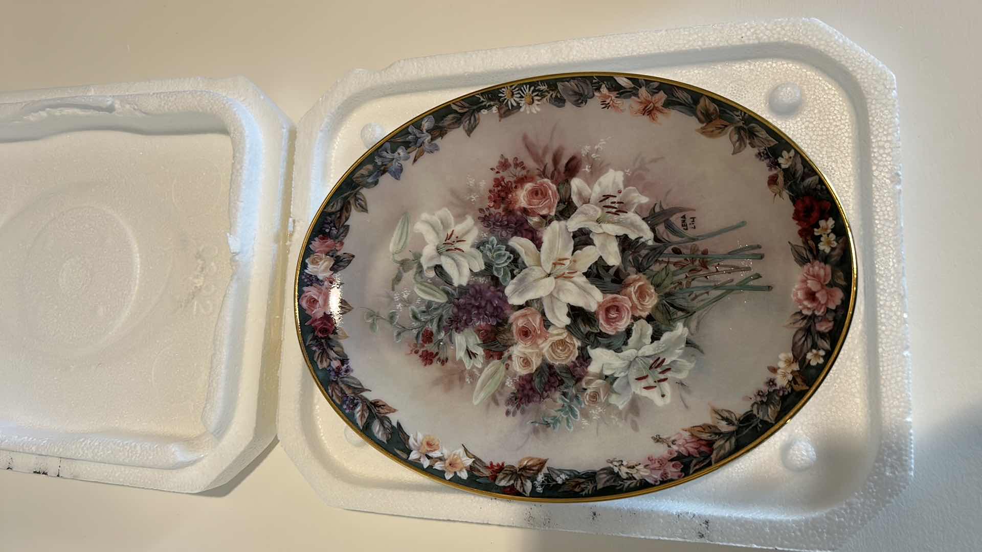 Photo 1 of AUTHENTIC ORIGINAL LIMITED EDITION “EVERLASTING” BY LENA LIU PORCELAIN PLATE 6 1/2” x 8 3/4”