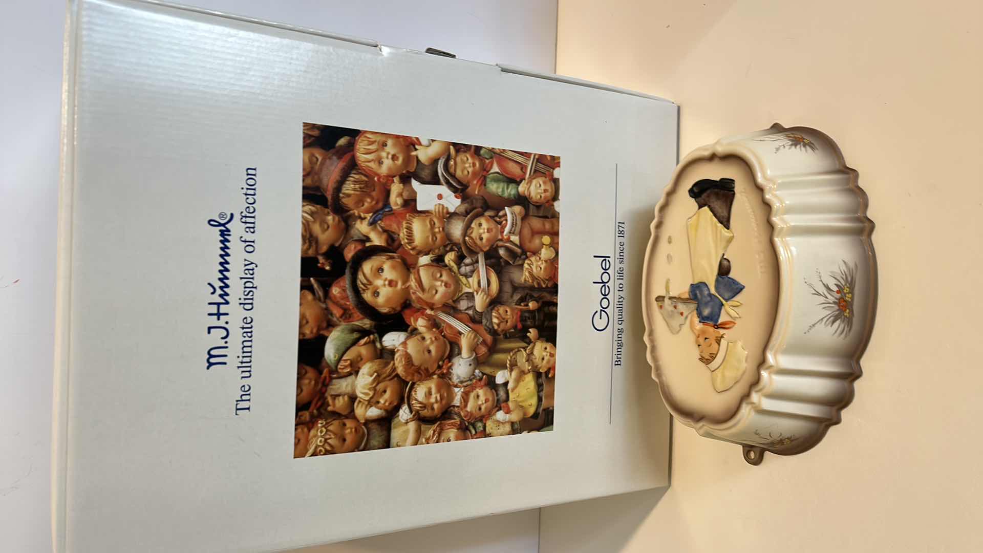 Photo 1 of M.J HÛMMEL / GOEBEL KUECHENFORM BAKING TIN WITH BOX