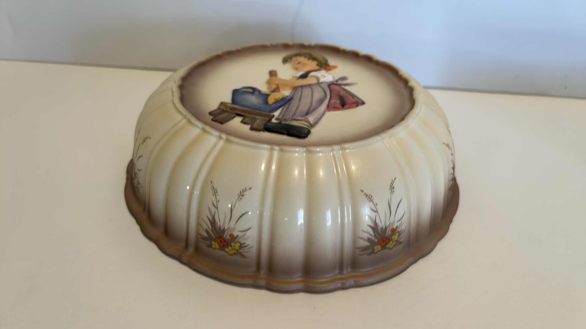 Photo 1 of M.J HÛMMEL / GOEBEL KUECHENFORM BAKING TIN WITH BOX