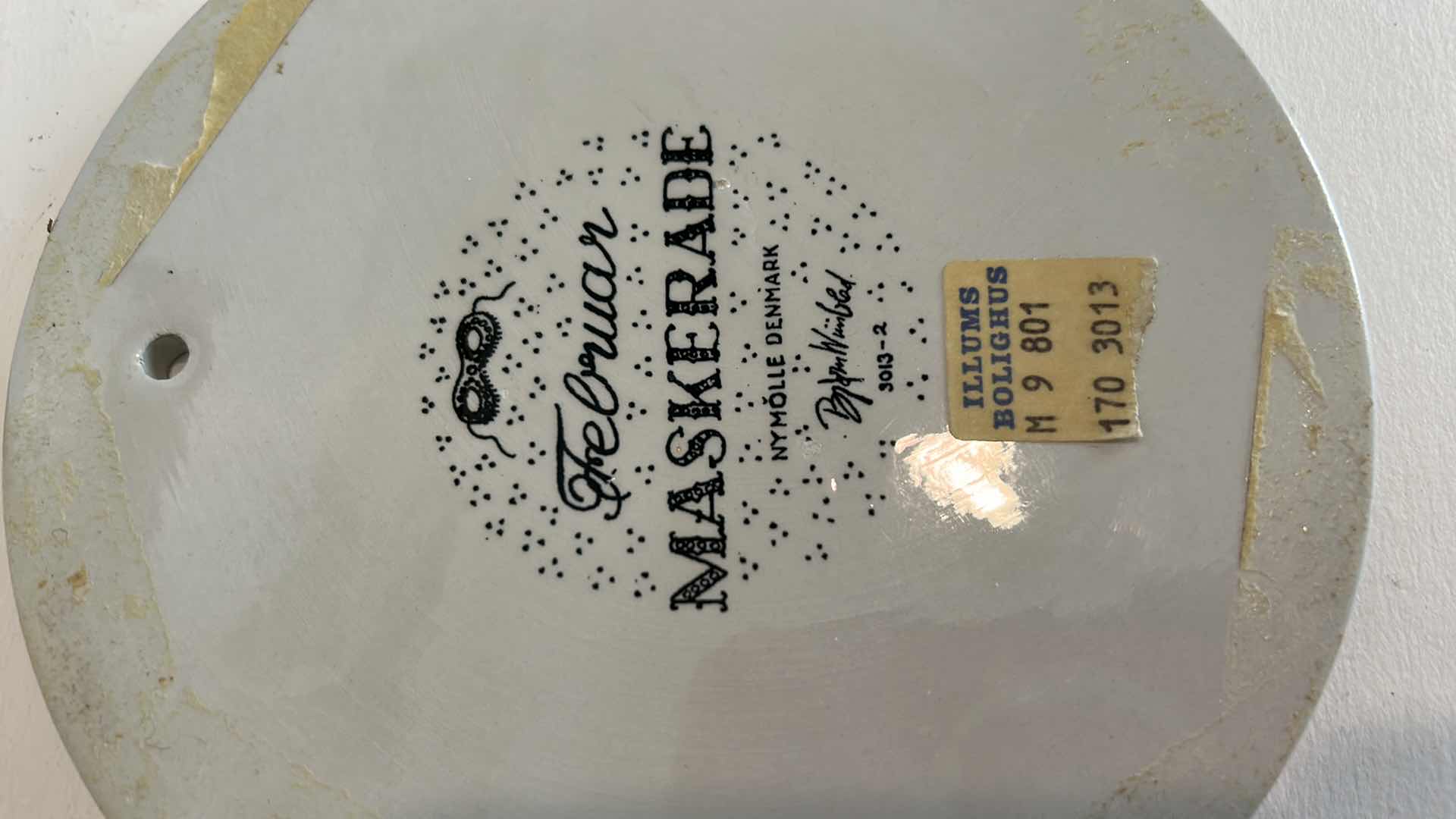 Photo 1 of FEBRUAR MASKERAFE NYMÔLLE DENMARK PORCELAIN CHINA HANDPAINTED ARTWORK 6” ROUND SIGNED WITH GOLD STAND H15”