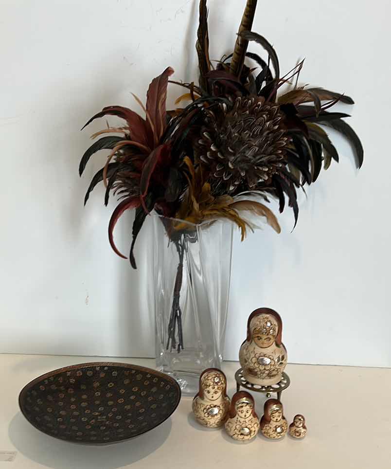 Photo 1 of HOME DECOR ASSORTMENT, VASE H12”