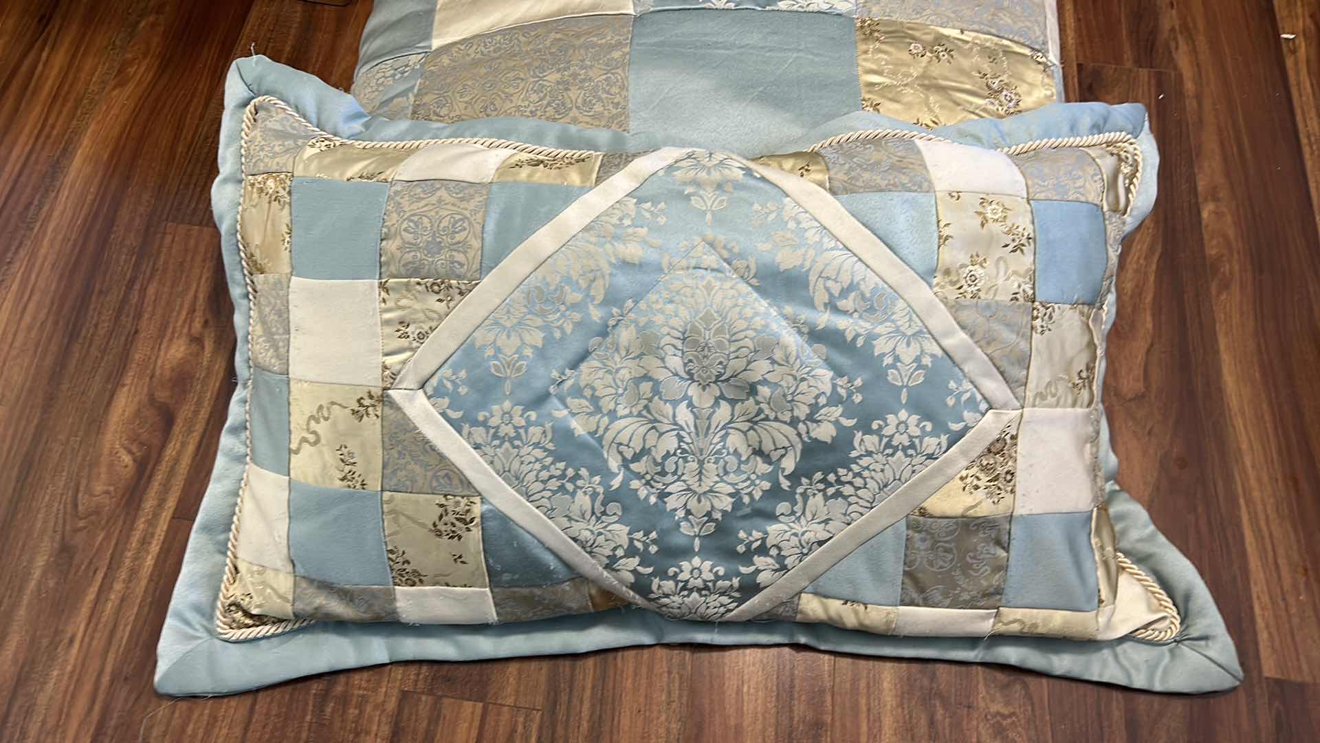 Photo 1 of CHRIS MADDEN KING COMFORTER AND 2 PILLOW SHAMS
