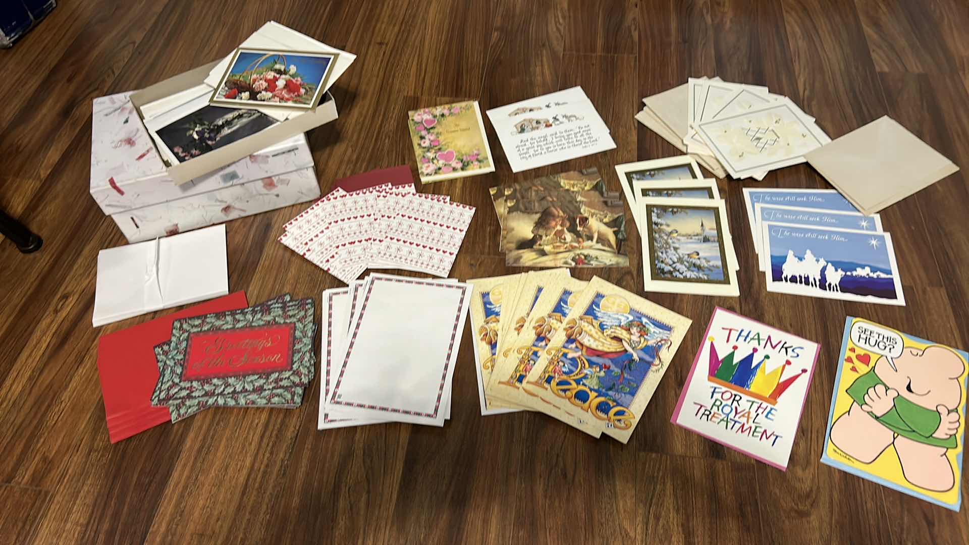 Photo 1 of CARD ASSORTMENT AND ENVELOPES WITH STORAGE BOX