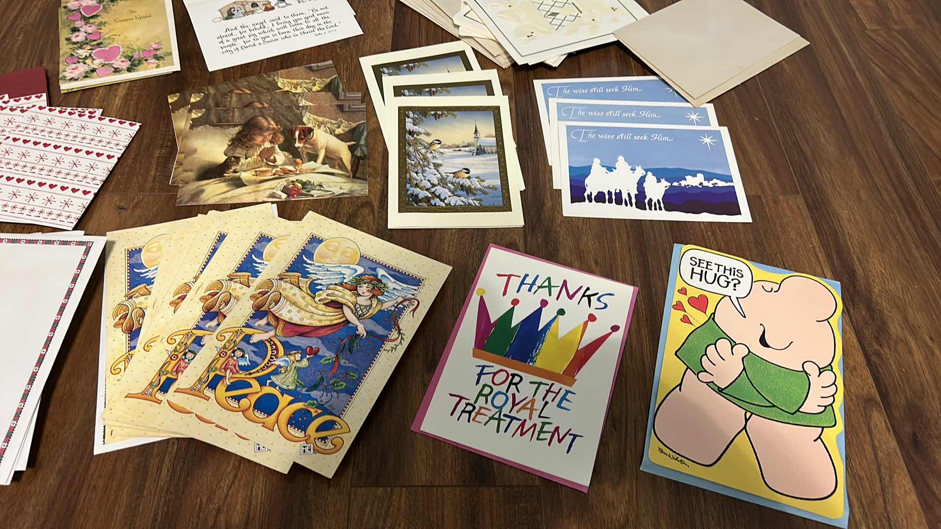 Photo 1 of CARD ASSORTMENT AND ENVELOPES WITH STORAGE BOX