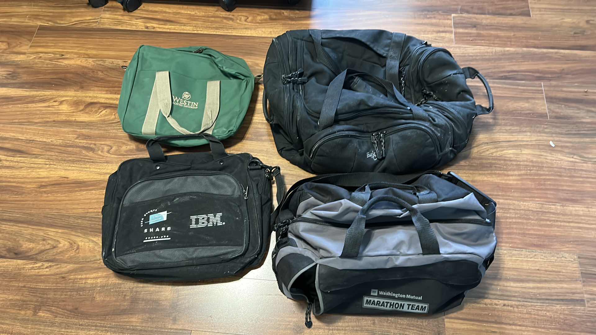 Photo 1 of CARRYING BAG ASSORTMENT