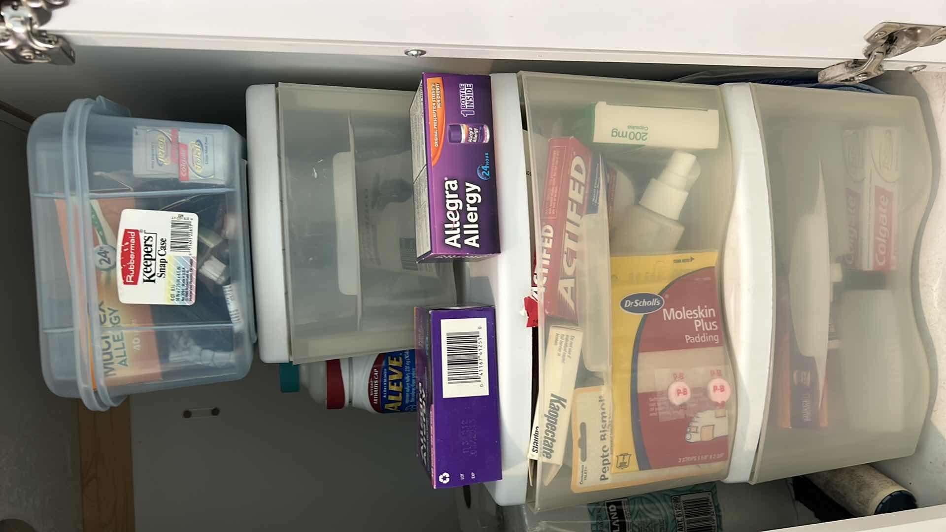 Photo 1 of CONTENTS OF BATHROOM CABINET