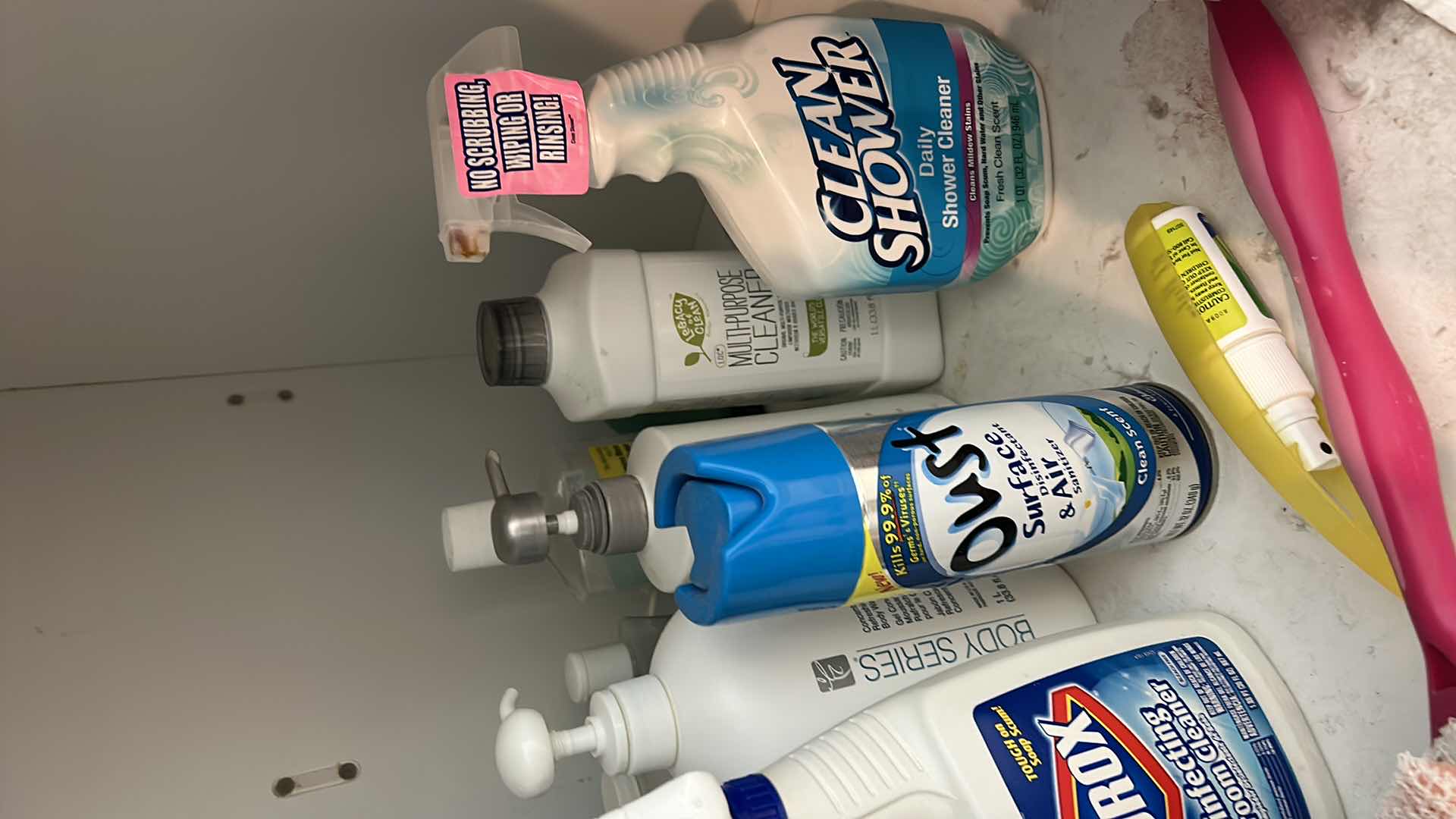 Photo 1 of CONTENTS OF BATHROOM CABINET