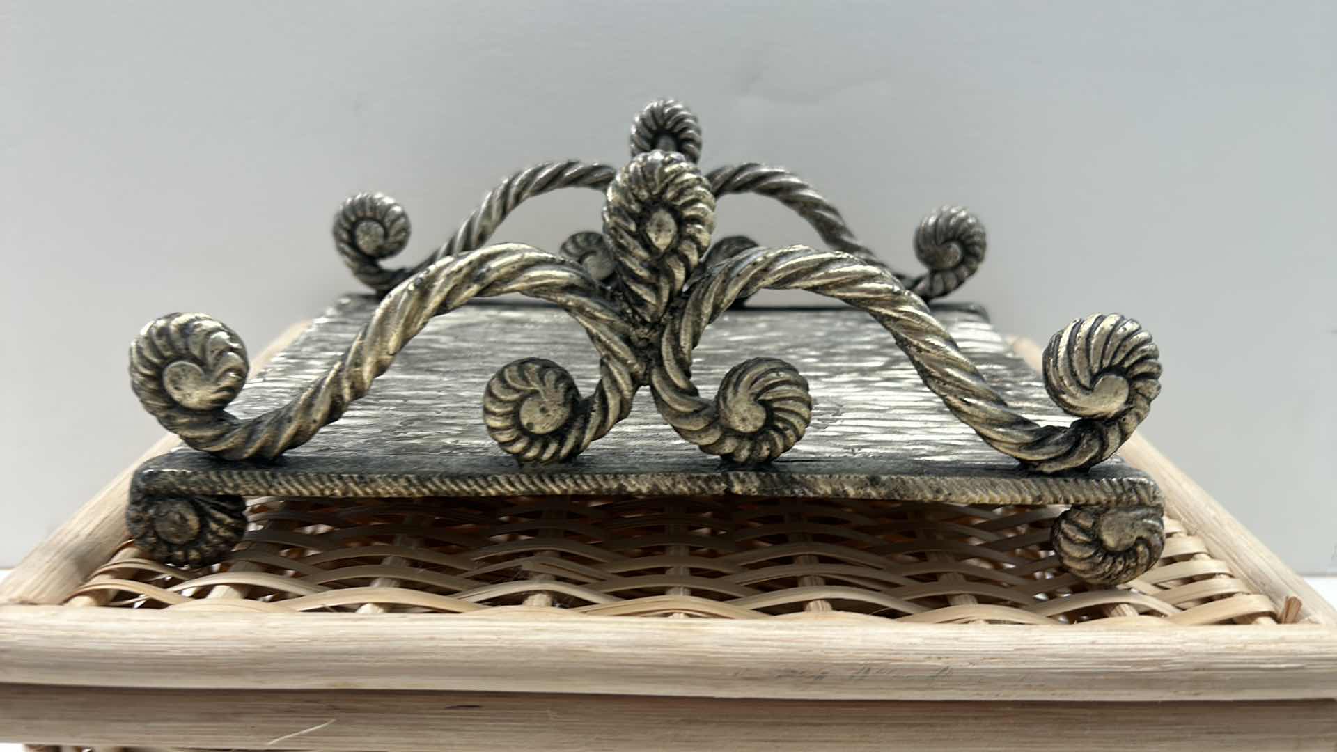 Photo 3 of BATHROOM ASSORTMENT