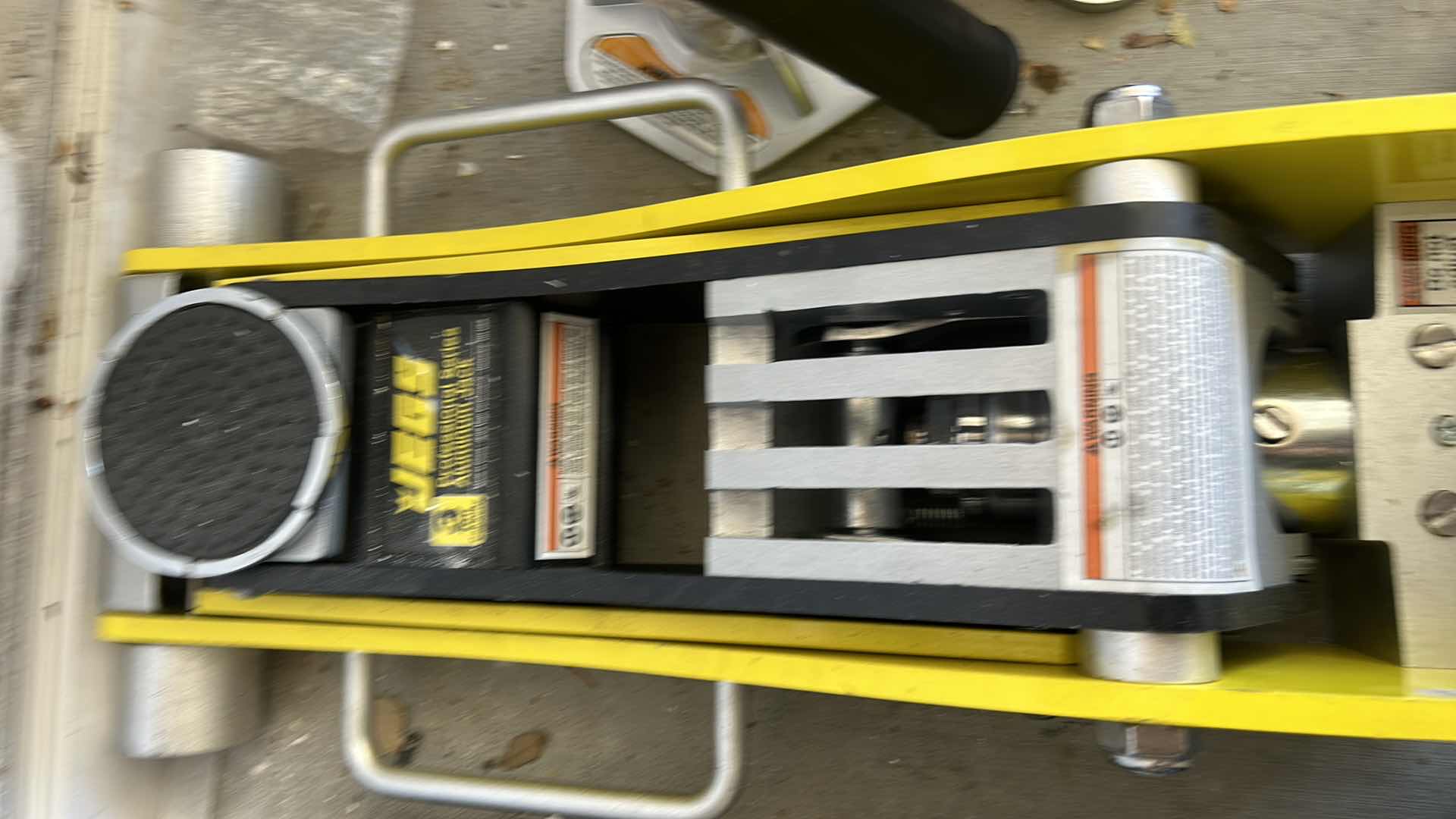 Photo 4 of JEGS PROFESSIONAL SERIES ALUMINUM JACK AND 2 JACK STANDS