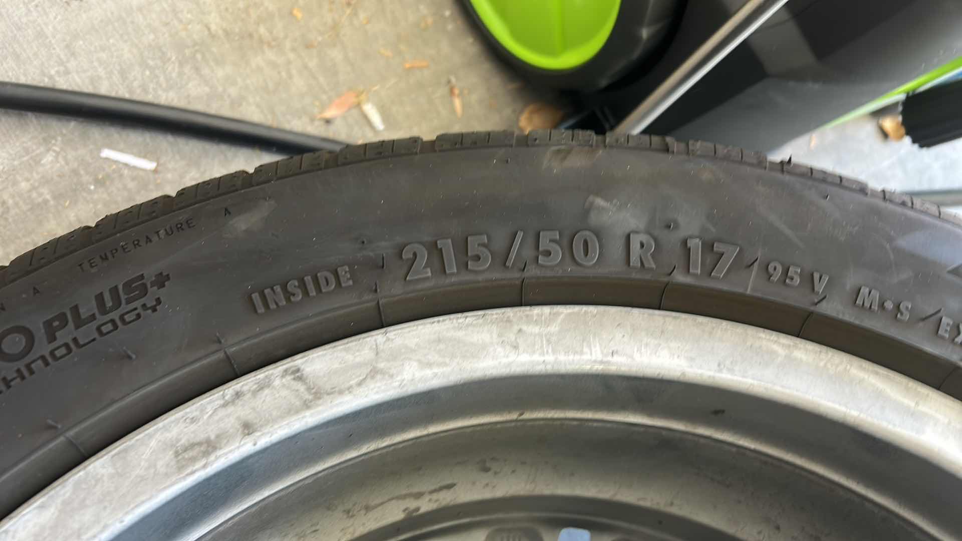 Photo 1 of CONTINENTAL ECO PLUS TECHNOLOGY INSIDE 215/50 R 17 RADIAL TUBELESS