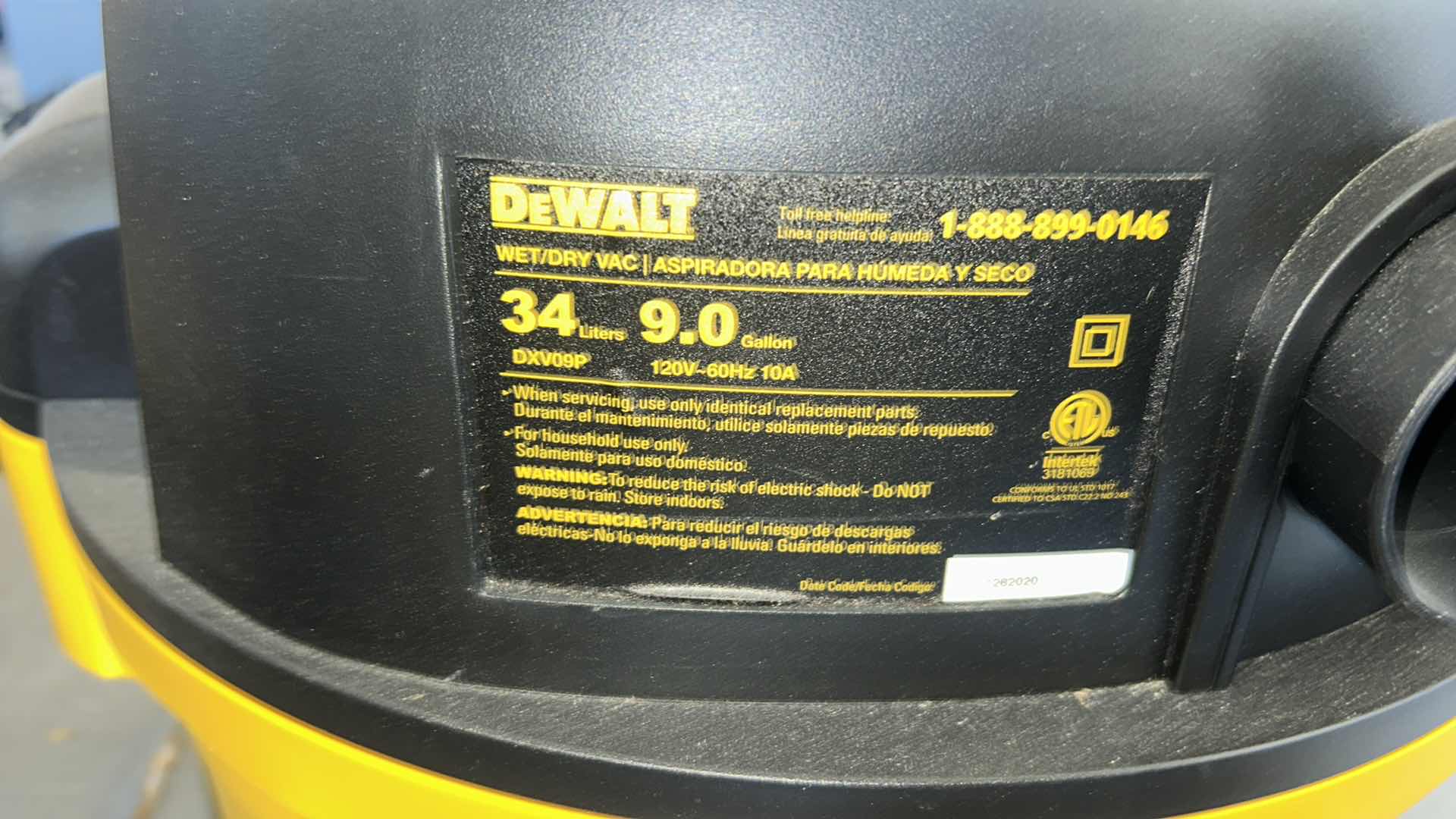 Photo 4 of DEWALT SHOP VAC