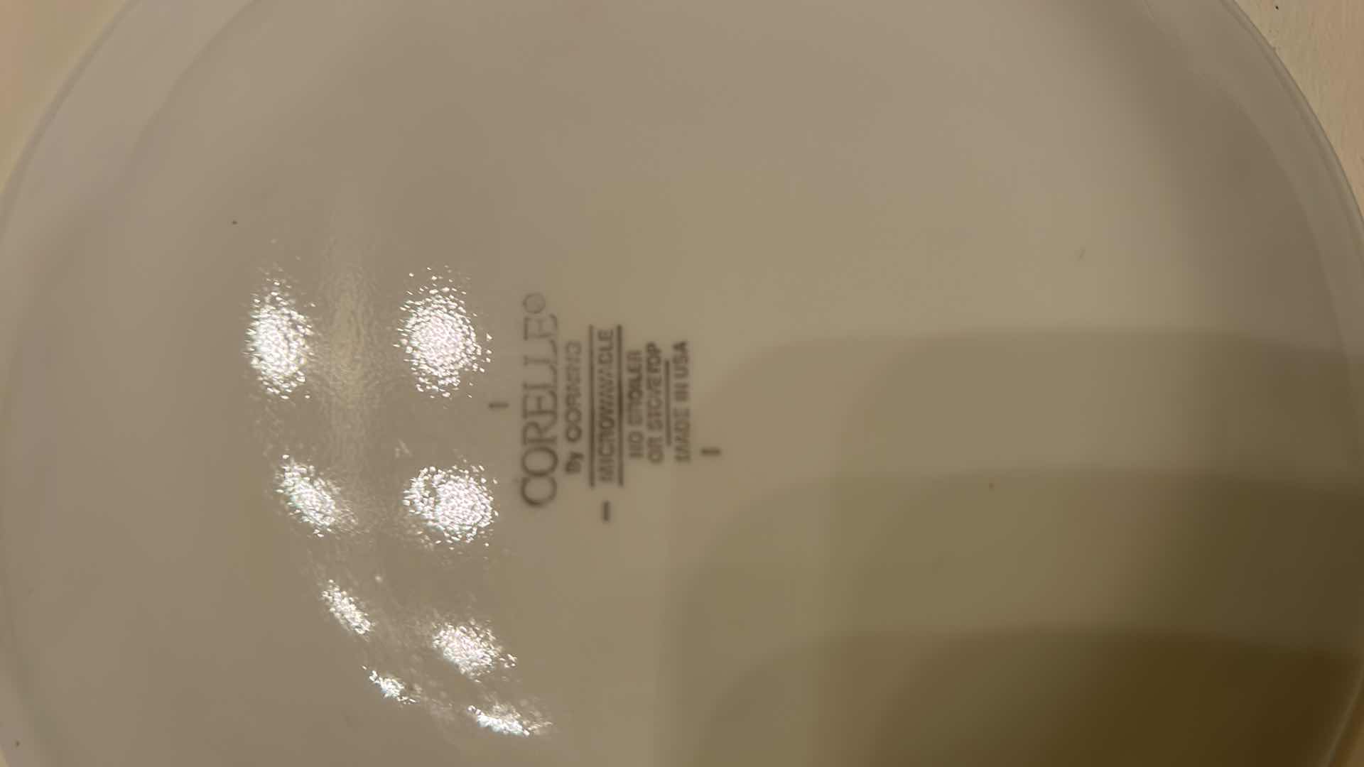 Photo 1 of 32 PC - CORELLE DINNERWARE