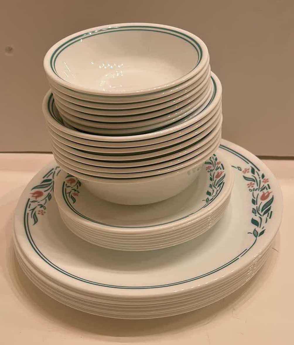 Photo 1 of 32 PC - CORELLE DINNERWARE