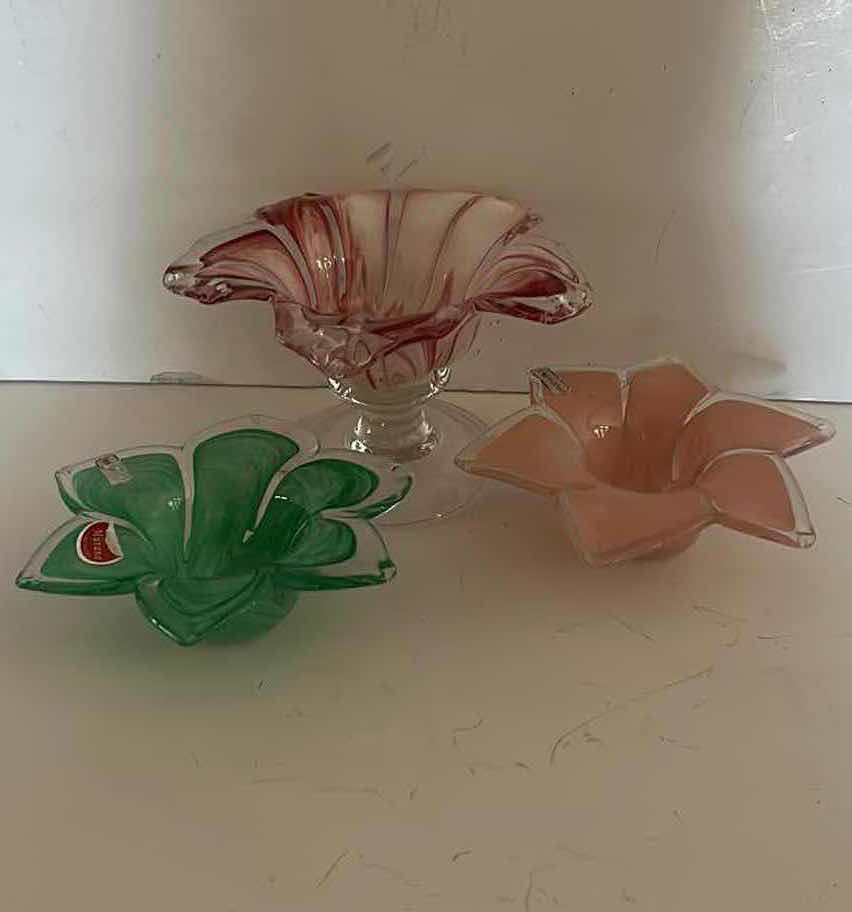 Photo 1 of MURANO BLOWN GLASS FLOWERS