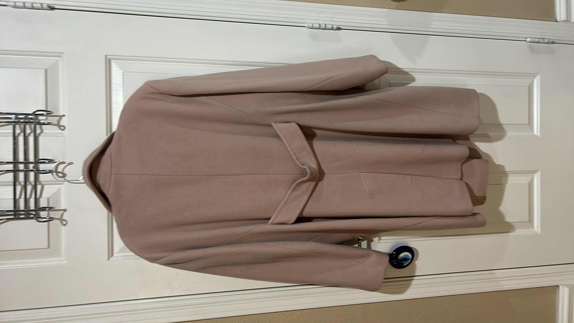 Photo 1 of WOMENSWEAR- LARRY LEVINE 100% MOHAIR WOOL COAT SIZE 22W