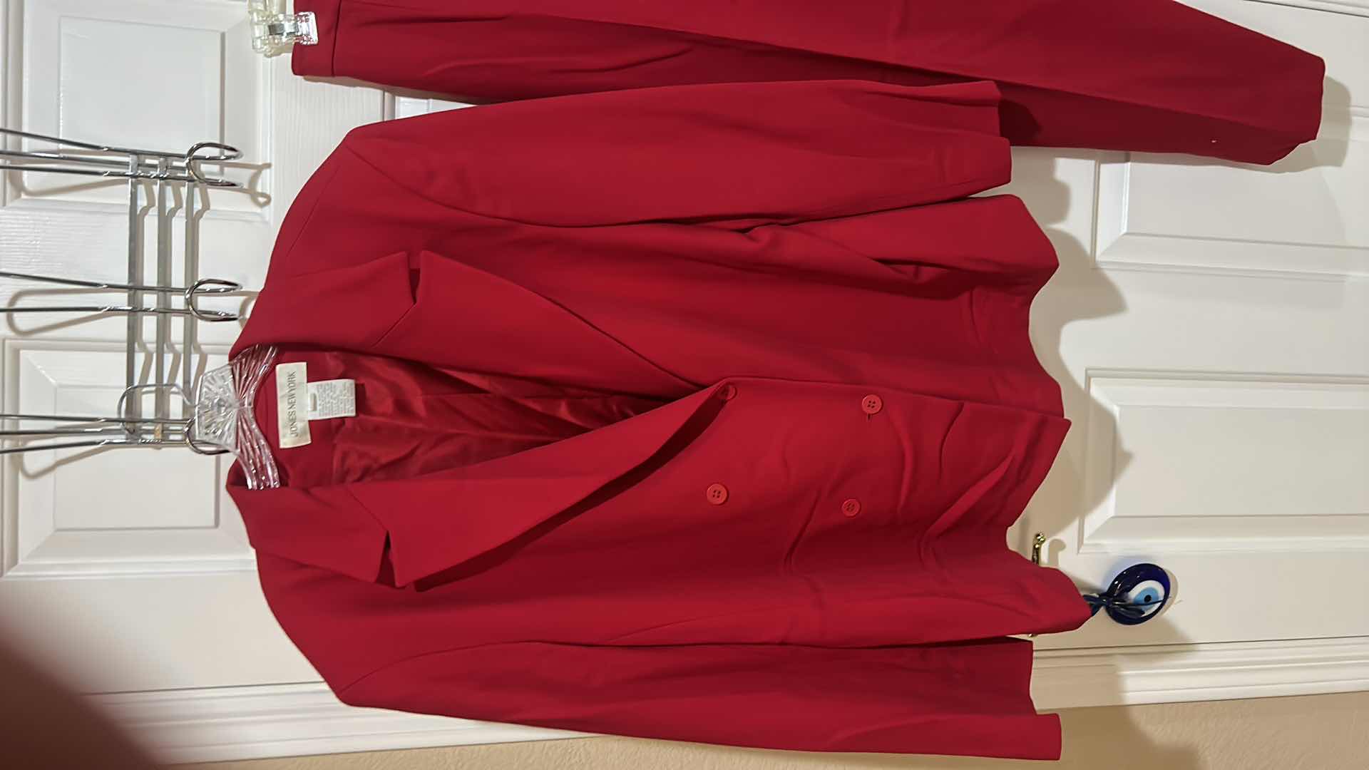 Photo 1 of WOMENSWEAR- RED 2 PC 100% PURE NEW WOOL JONES NEW YORK SIZE 20W