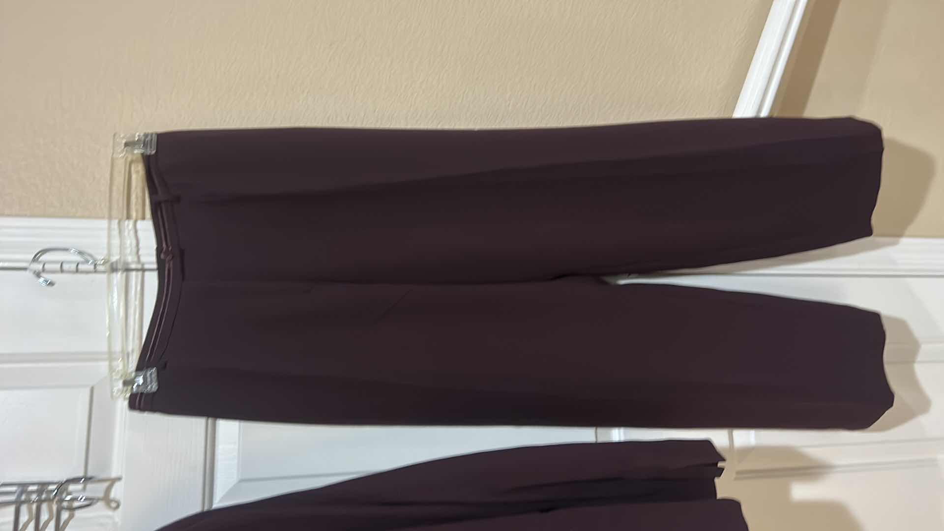 Photo 1 of WOMENSWEAR - EVAN PICONE 2 PC SET SIZE 22W