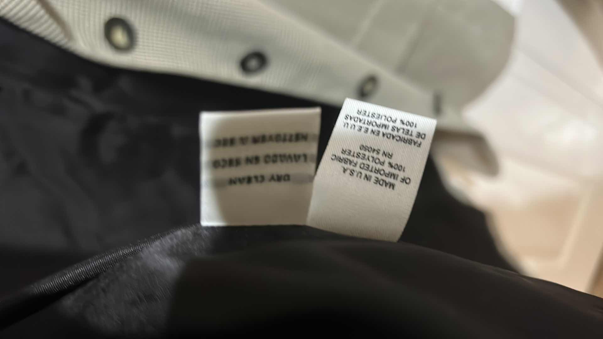 Photo 1 of WOMENSWEAR- 2 PC JONES NEW YORK SIZE 20W