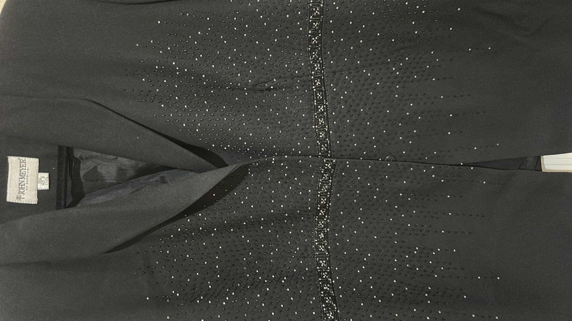 Photo 1 of WOMENSWEAR- JACKETS SIZE 20 W