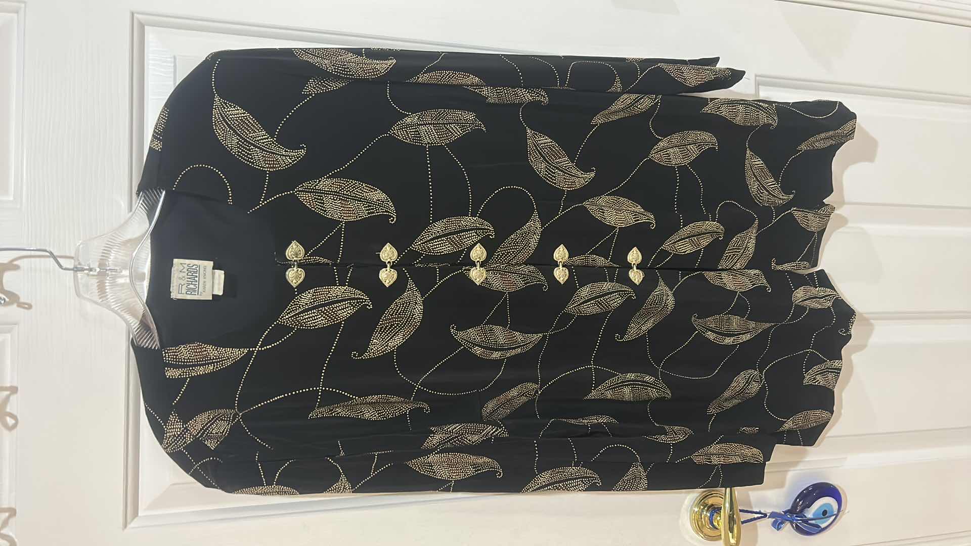 Photo 1 of WOMENSWEAR- 2 JACKETS SIZE SIZE XL & 20W